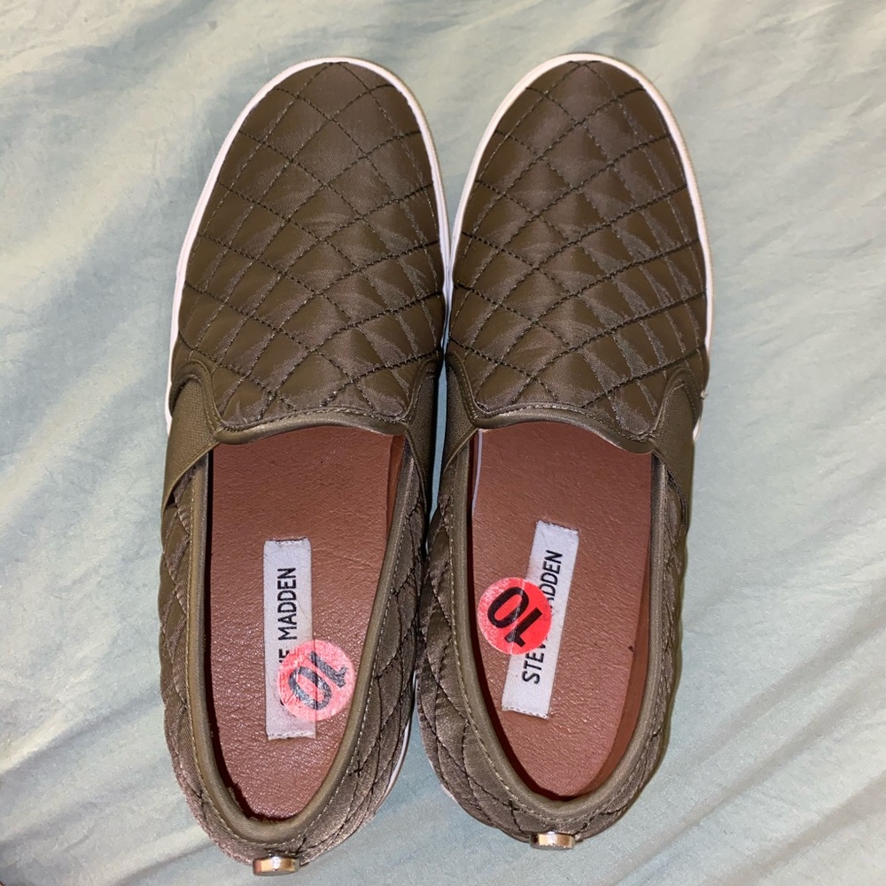 Steve Madden Slip On Sneakers